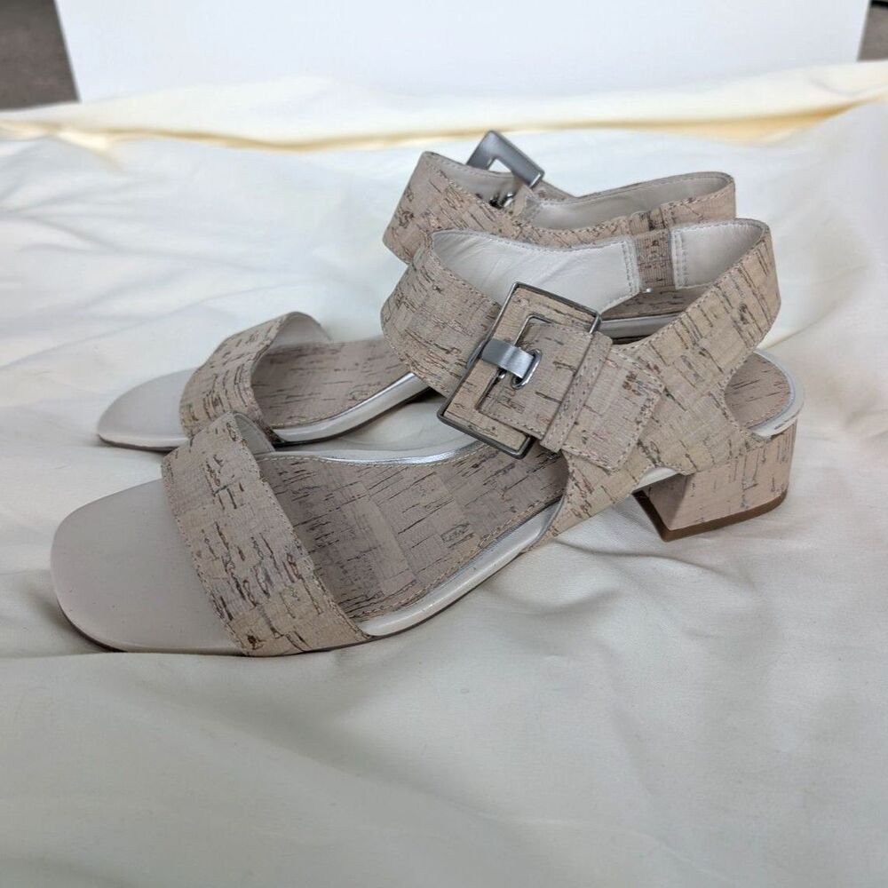EUC Donald Pliner Vixi Cork Pattern Strap Beige Block Heel Sandals Sz 7.5M